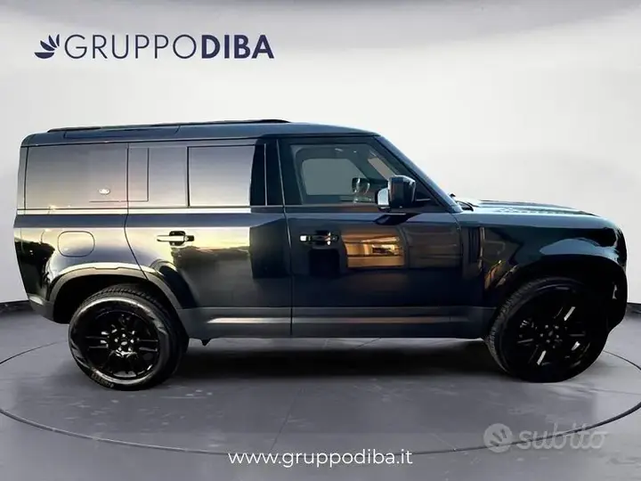 Land Rover Defender 2023 photo 4
