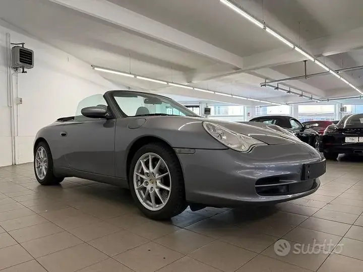 Porsche 911 2002 photo 3