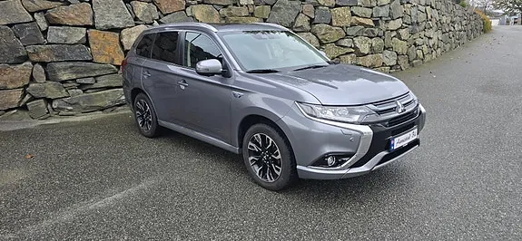 Mitsubishi Outlander 2017 photo 3