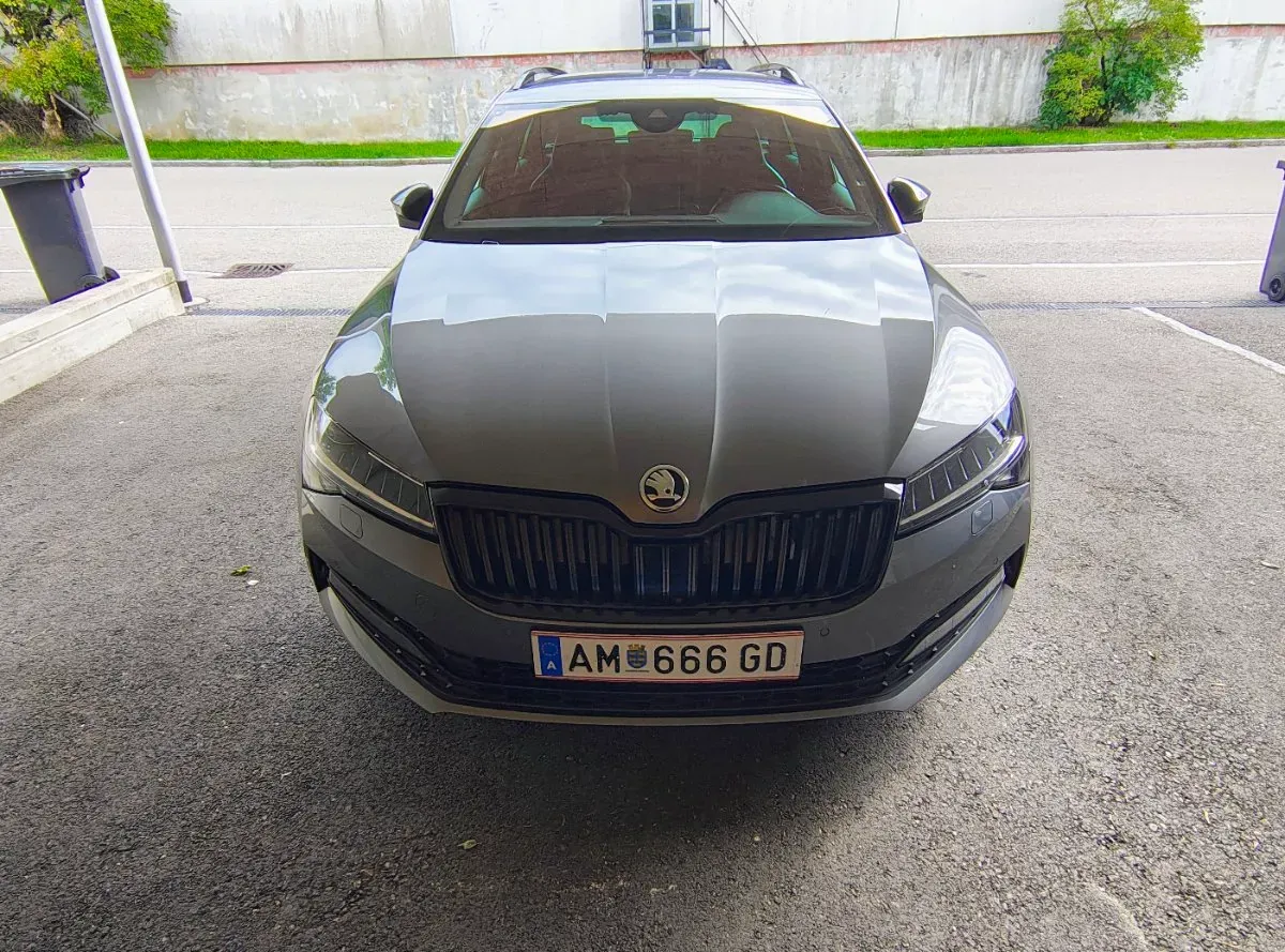 Skoda Superb 2022 photo 2