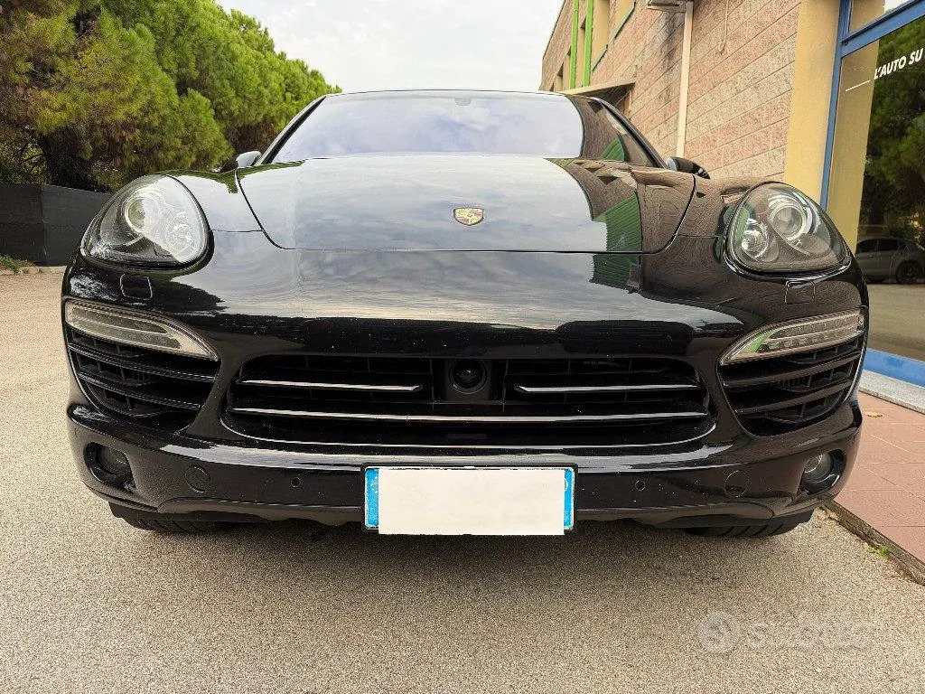 Porsche Cayenne 2012 photo 3
