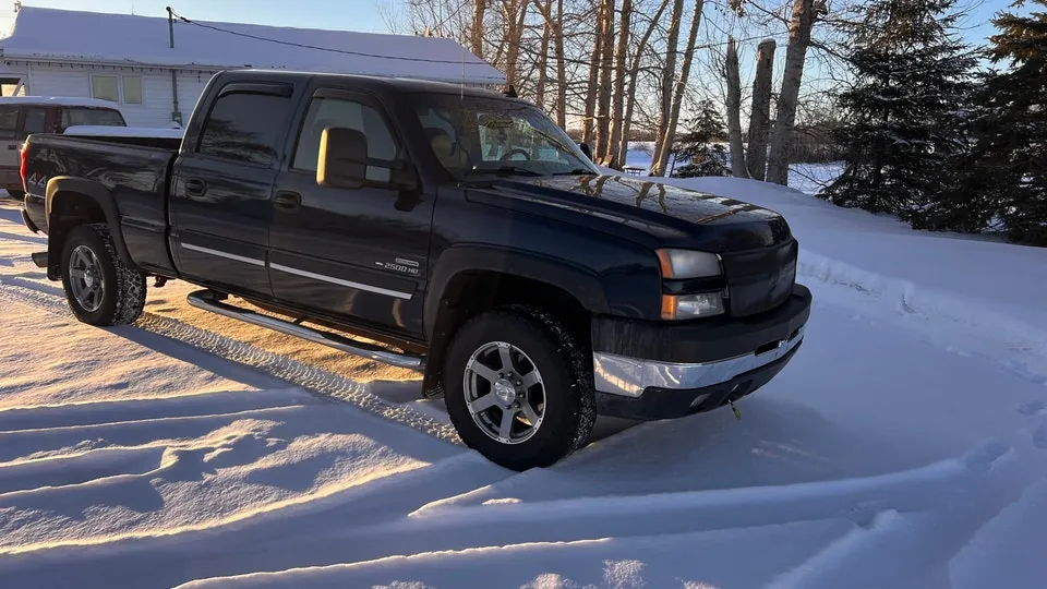 Chevrolet C/K Pickup 2500 2007 photo 2