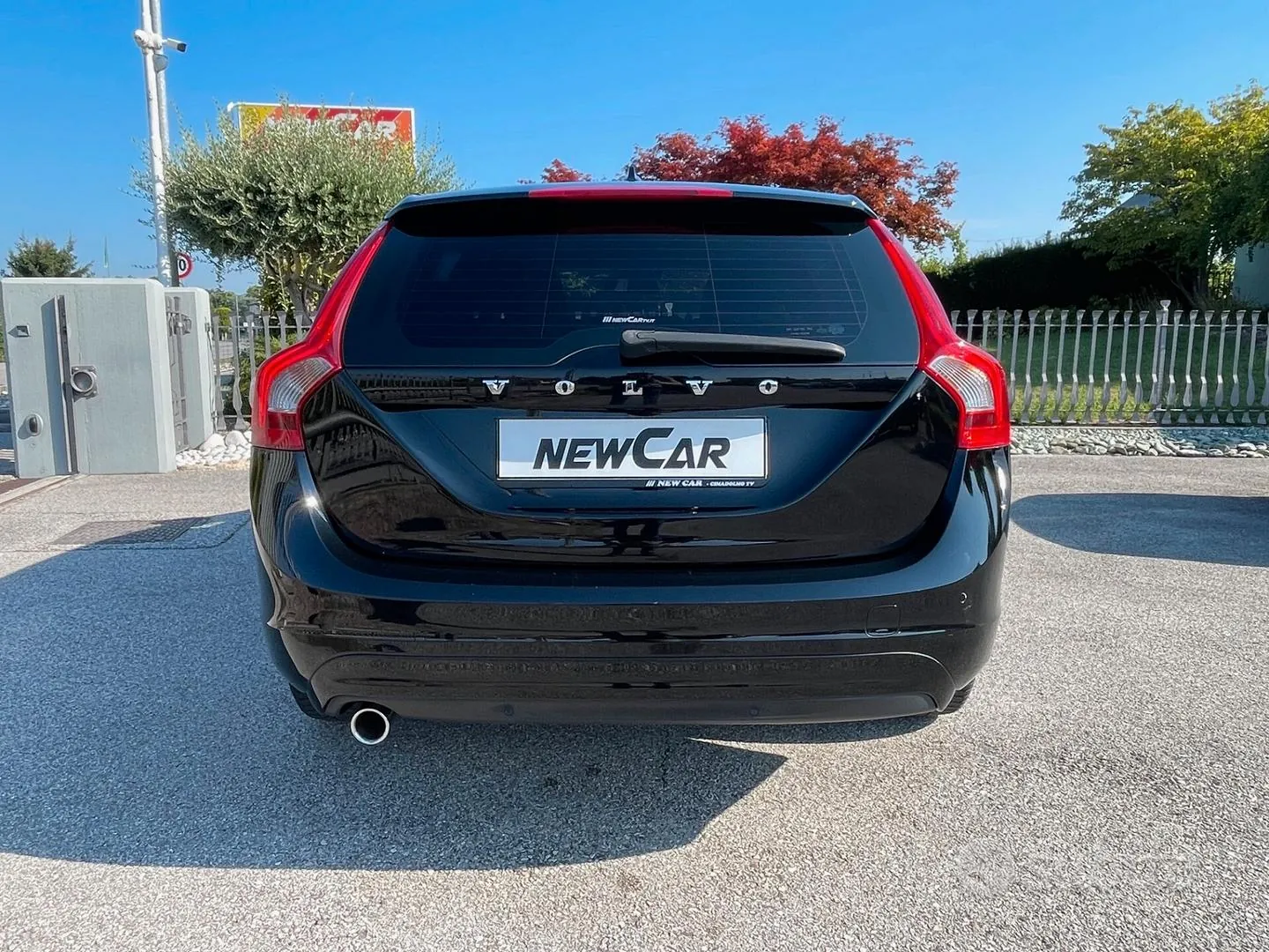 Volvo V60 2015 photo 4
