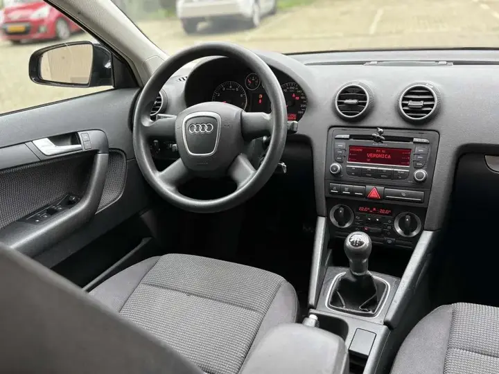 Audi A3 Sportback 2007 photo 2