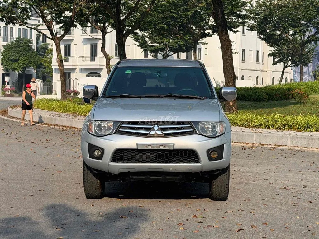 Mitsubishi Triton