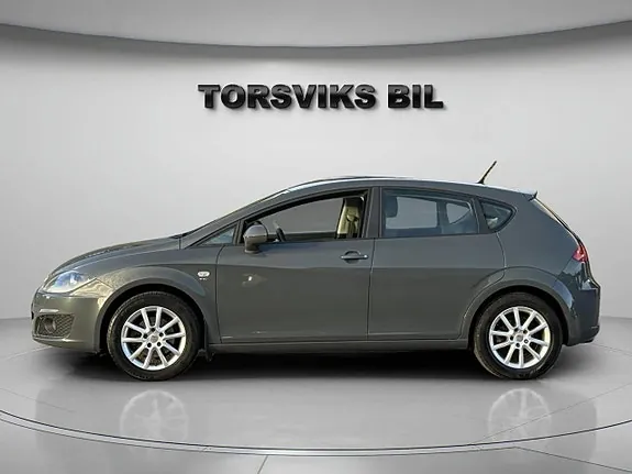 Seat Leon 2011 photo 3