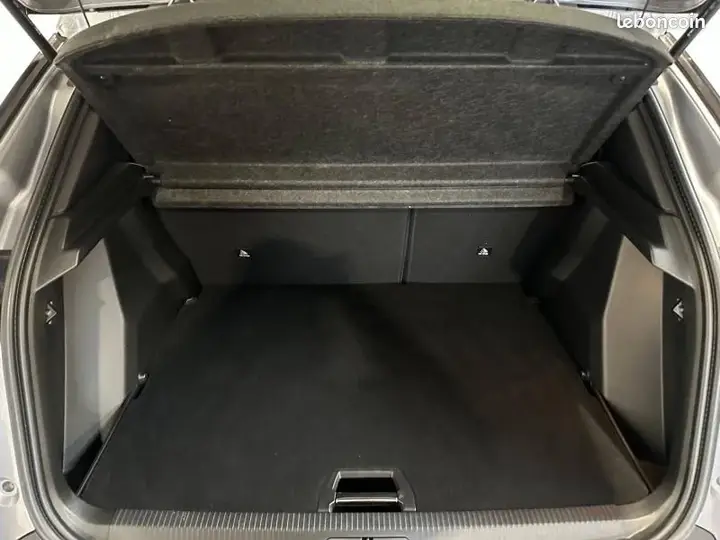 Peugeot 2008 2021 photo 5