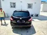 Nissan Qashqai 2010 photo 4