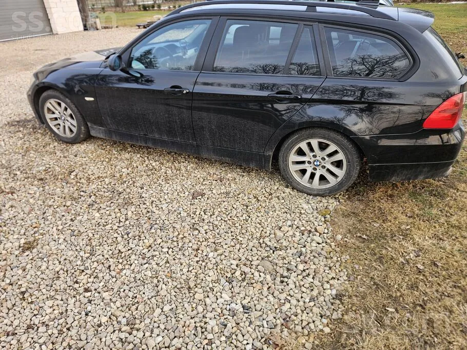BMW 320 2008 photo 4