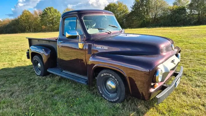 Ford F-100