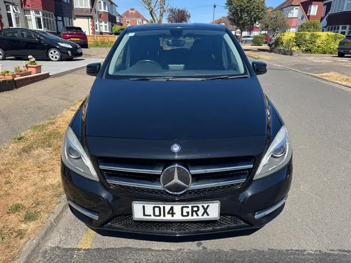 Mercedes-Benz B-Class 2014 photo 2