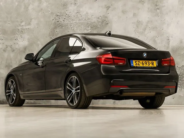 BMW 3-Serie 2018 photo 3