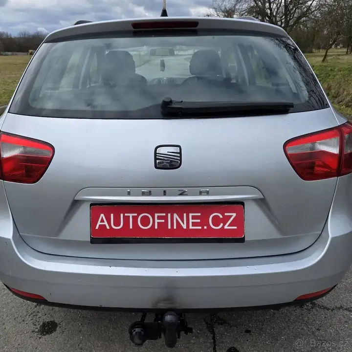 Seat Ibiza 2011 photo 5