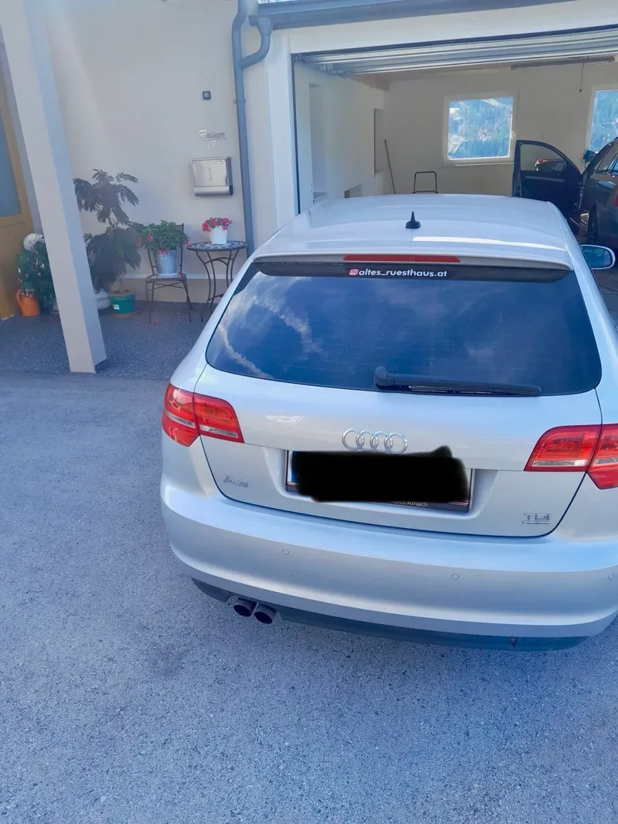 Audi A3 2011 photo 2