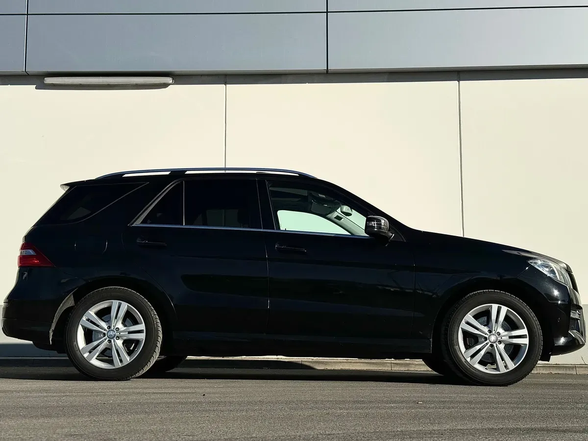 Mercedes-Benz M-Class 2013 photo 2