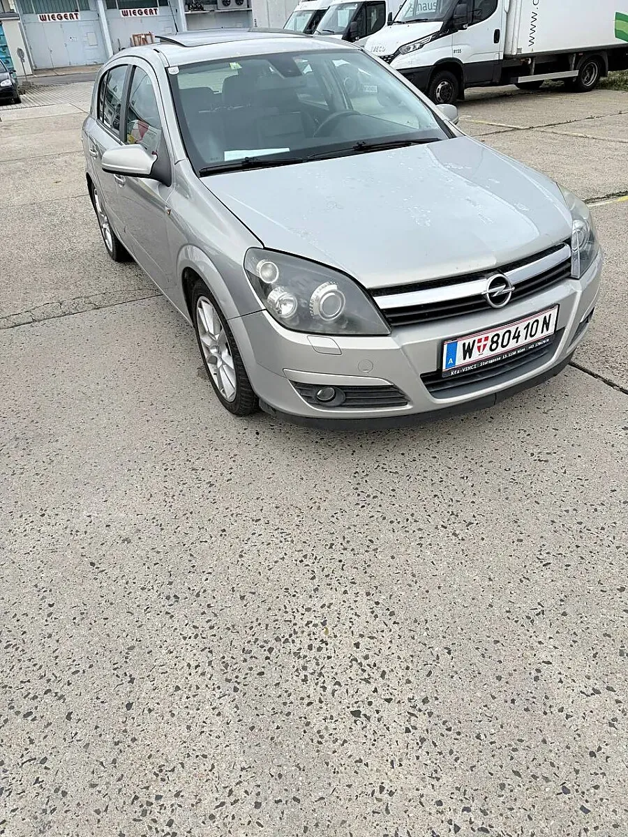 Opel Astra 2005 photo 2