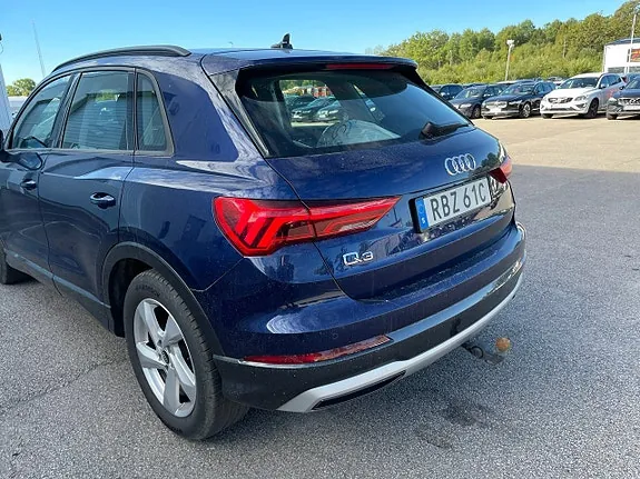 Audi Q3 2025 photo 4