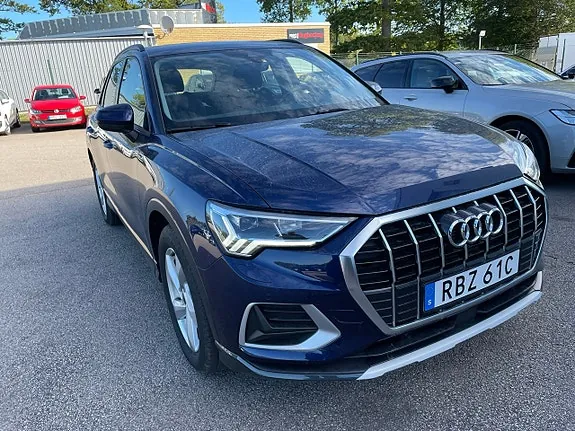 Audi Q3 2025 photo 2