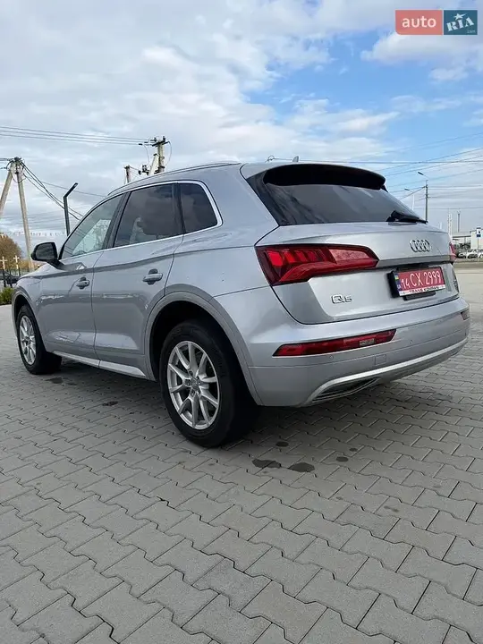 Audi Q5 2018 photo 3