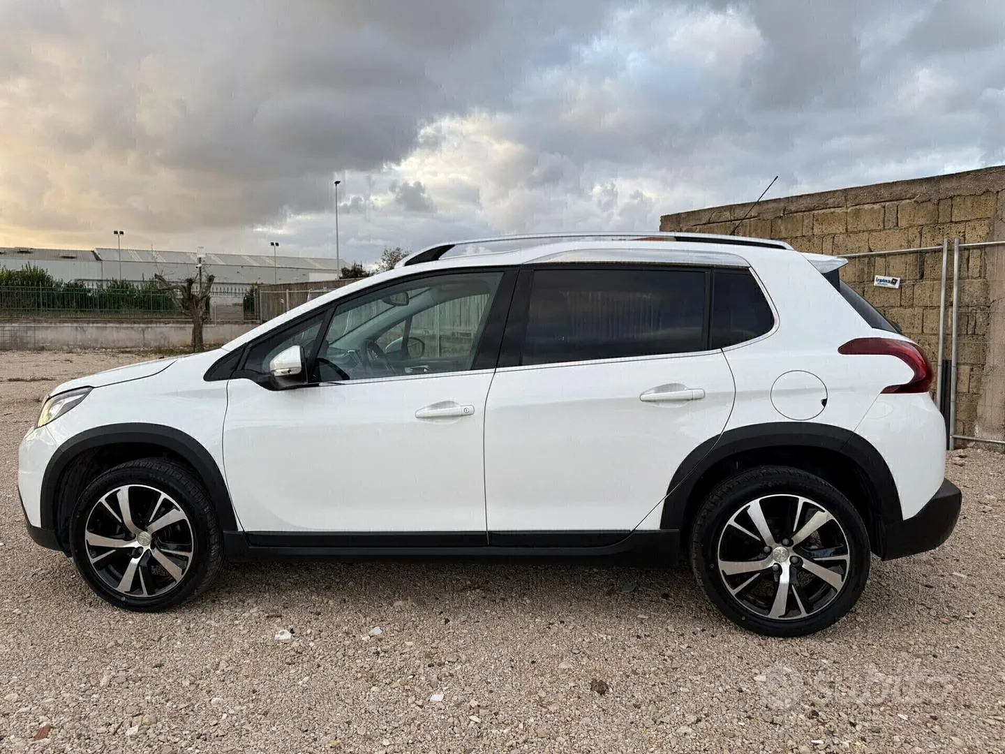 Peugeot 2008 2018 photo 2