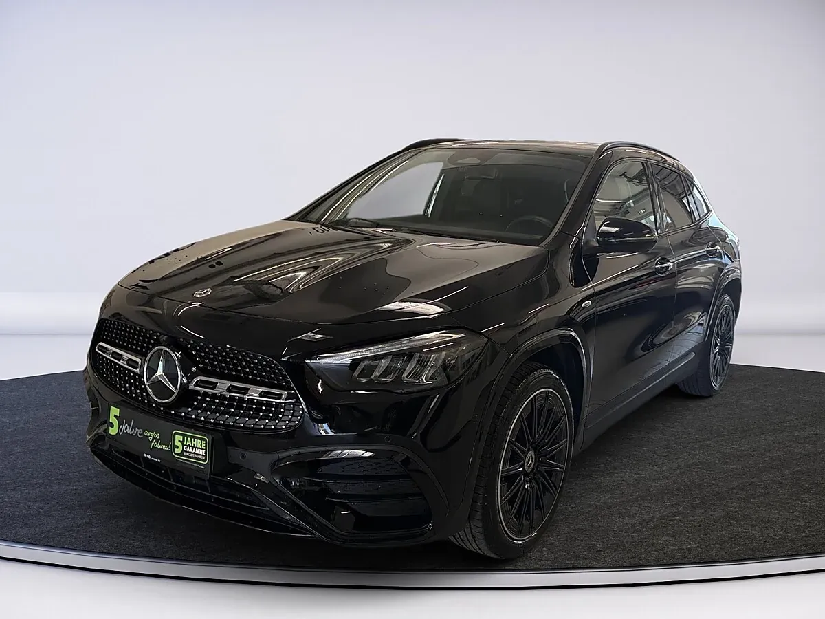 Mercedes-Benz Gla Class 2025 photo 2
