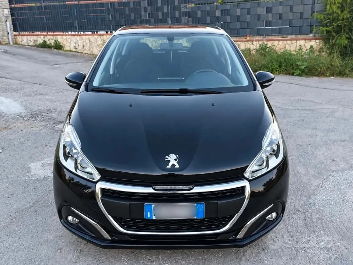 Peugeot 208 2016 photo 5