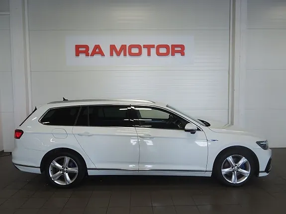 Volkswagen Passat 2021 photo 4