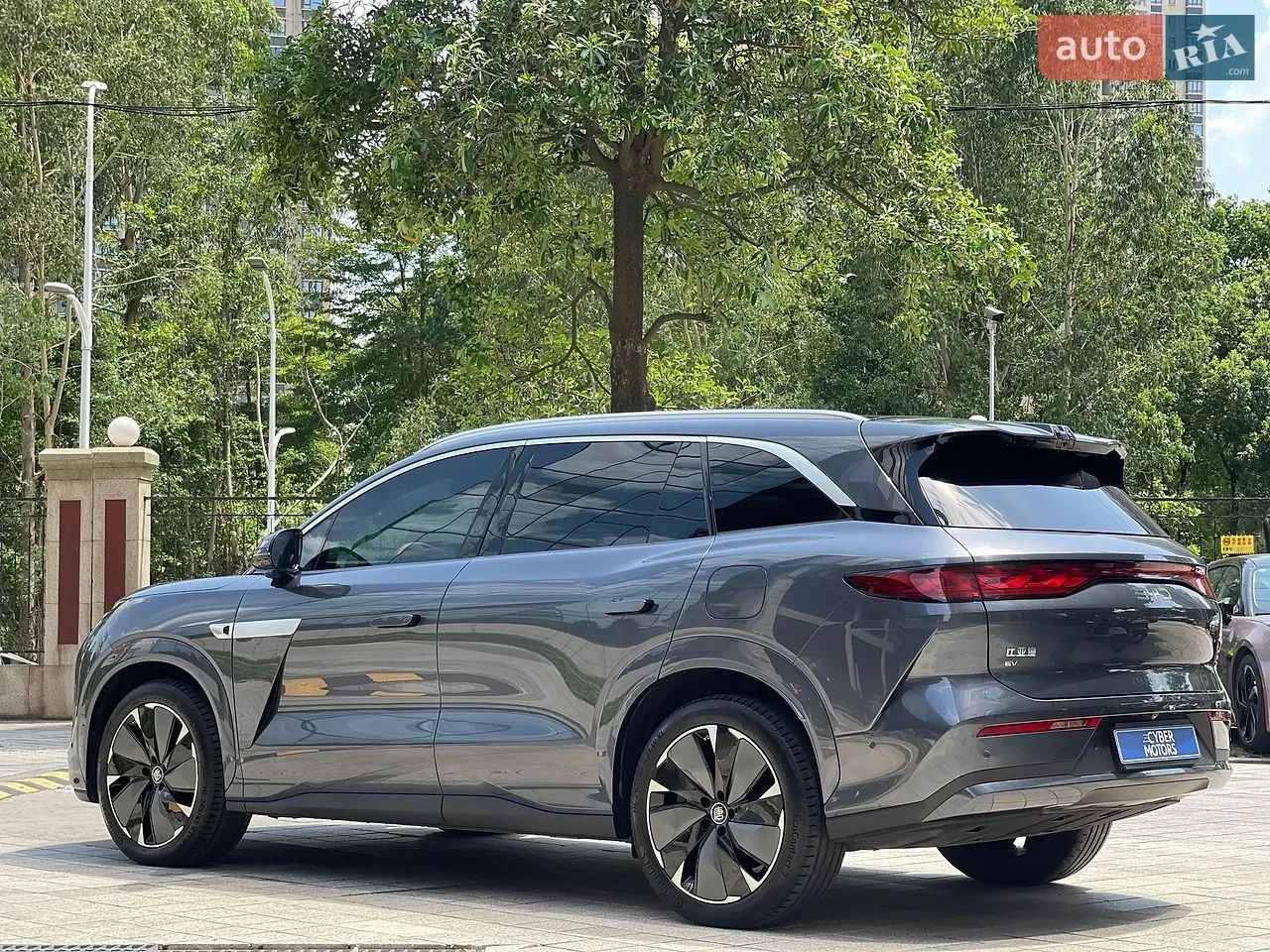 BYD Tang L 2025 photo 4