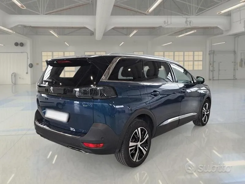 Peugeot 5008 2023 photo 4
