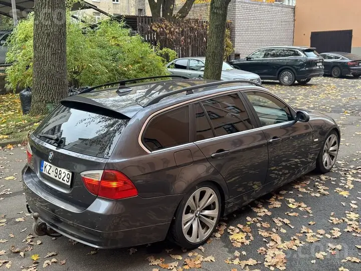 BMW 325 2007 photo 4