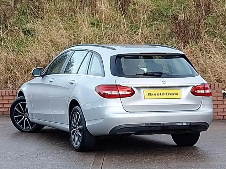 Mercedes-Benz C-Class 2018 photo 2