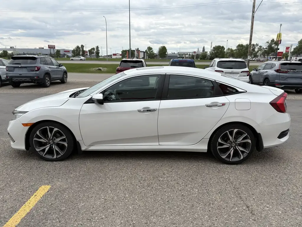 Honda Civic 2021 photo 4