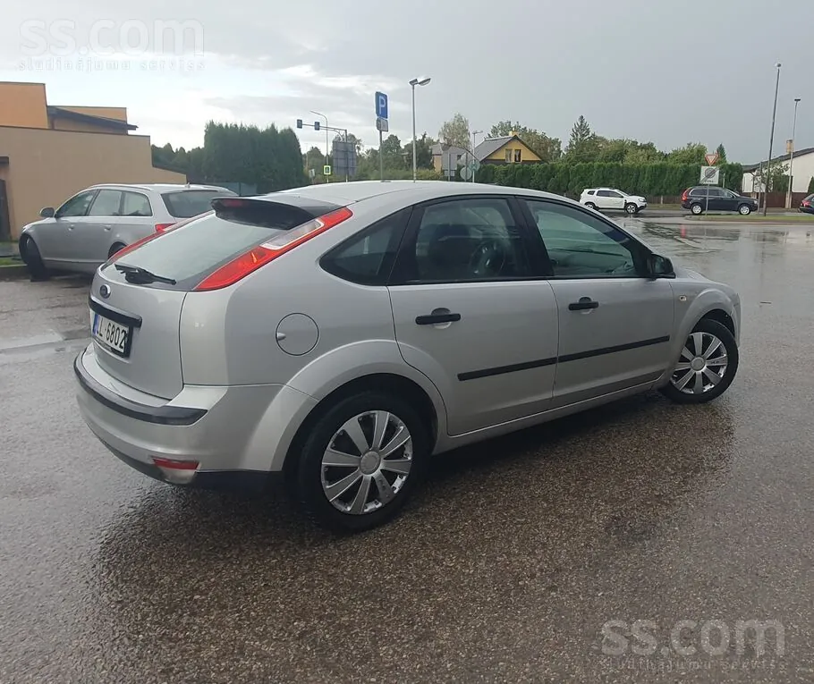Ford Focus 2005 photo 3