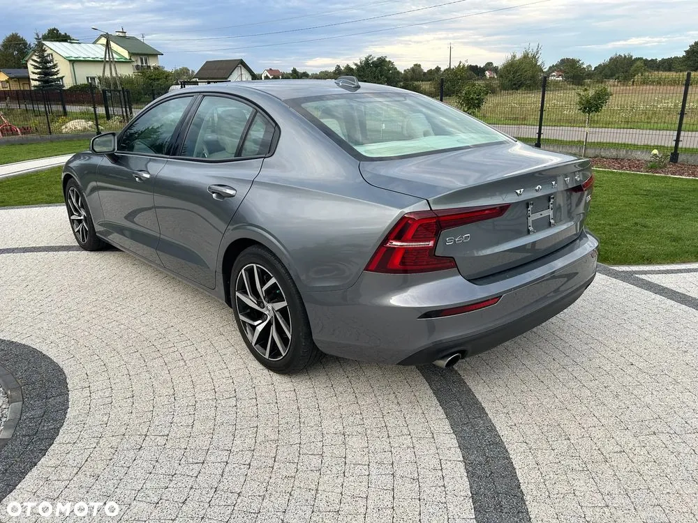 Volvo S60 2020 photo 4