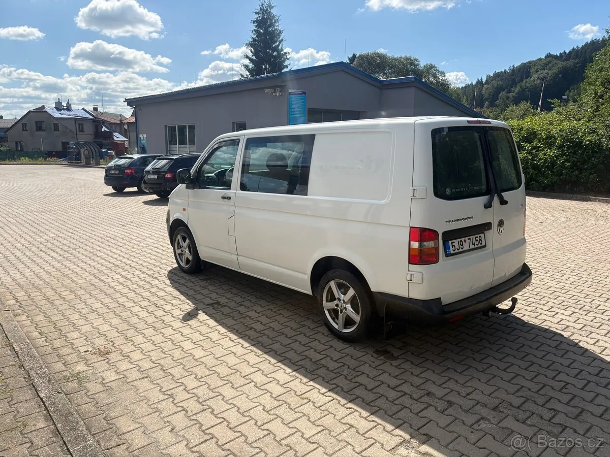 Volkswagen Transporter 2006 photo 2
