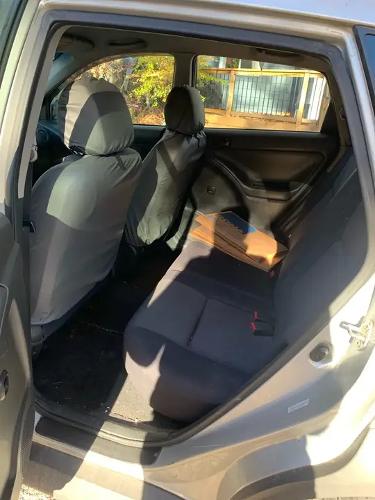 Pontiac Vibe 2004 photo 5