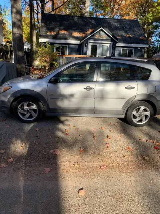 Pontiac Vibe 2004 photo 3