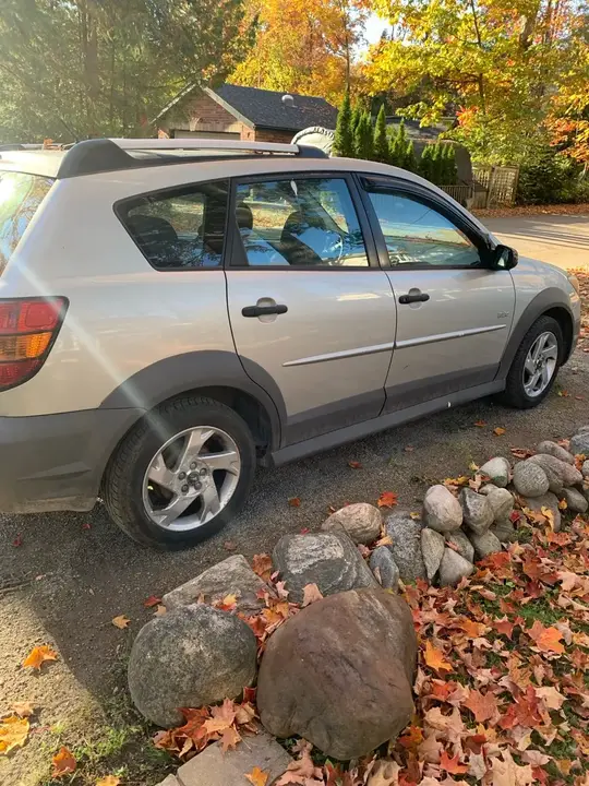 Pontiac Vibe 2004 photo 4