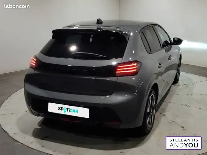 Peugeot 208 2025 photo 5
