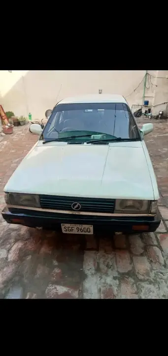 Nissan Sunny