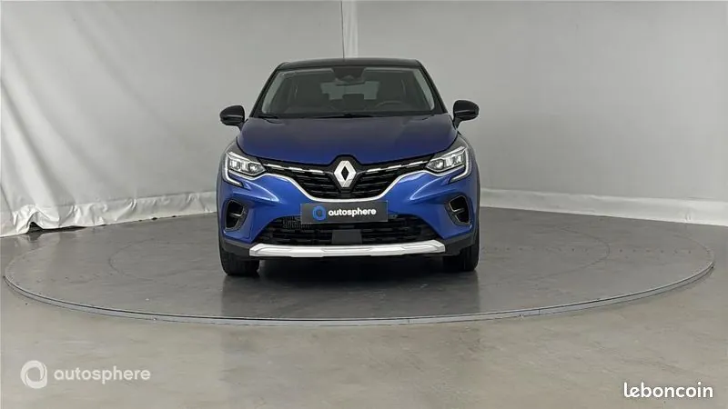 Renault Captur 2023 photo 2
