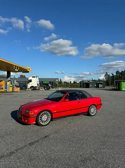 BMW 318I 1997 photo 3
