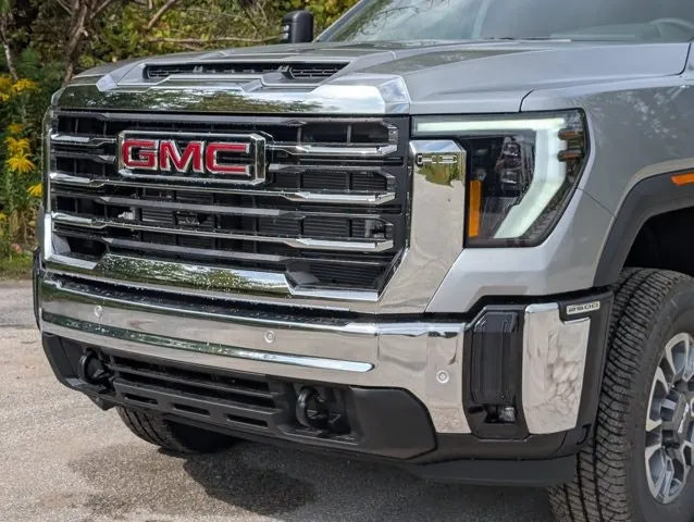 GMC Sierra 2500Hd 2026 photo 2