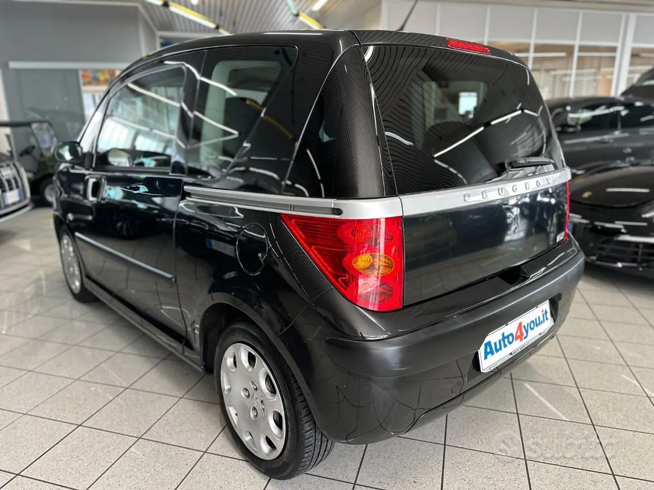 Peugeot 1007 2008 photo 4