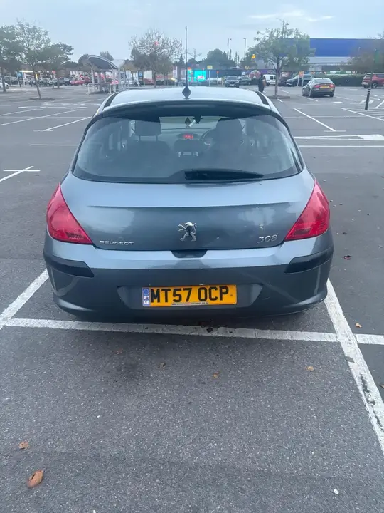 Peugeot 308 2008 photo 5