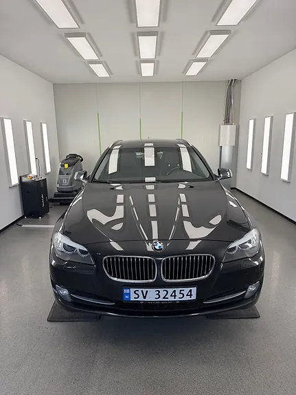 BMW 525D 2011 photo 2