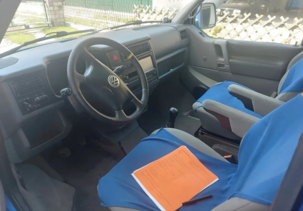 Volkswagen Multivan 1999 photo 3