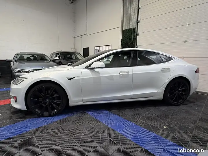 Tesla Model S 2019 photo 4