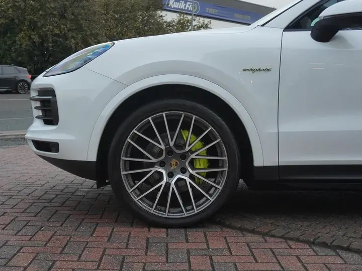 Porsche Cayenne 2022 photo 4