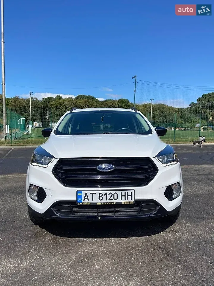 Ford Escape 2019 photo 3